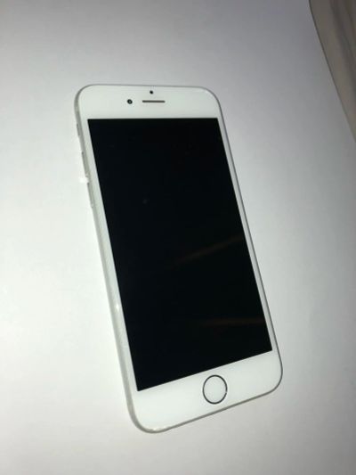 Лот: 11667586. Фото: 1. IPhone 6, 64 GB. Чек, Зарядка... Смартфоны