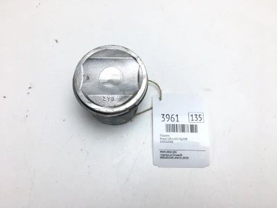 Лот: 20374755. Фото: 1. Поршень Nissan Cefiro 1998 A20102Y001... Двигатель и элементы двигателя