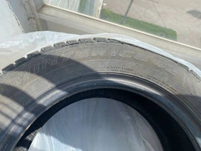 Лот: 20553350. Фото: 1. Dunlop sp winter ice 02 185 60... Шины