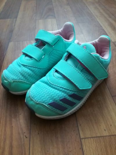 Лот: 17858532. Фото: 1. Кроссовки Adidas р. 25. Кеды, кроссовки