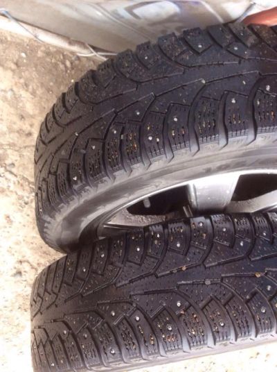 Лот: 6285644. Фото: 1. Зимняя резина 195/65R15 Nokian... Шины