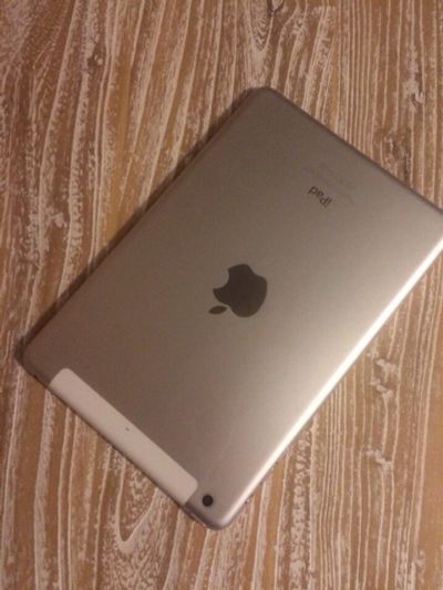 Лот: 4547926. Фото: 1. Ipad mini retina 16 gb white. Планшеты