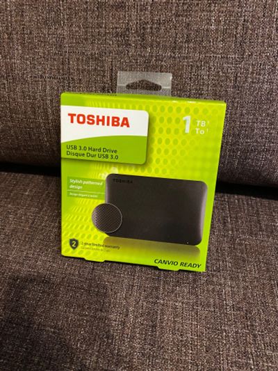 Лот: 16195869. Фото: 1. Внешний жесткий диск Toshiba 1tb... Внешние жесткие диски