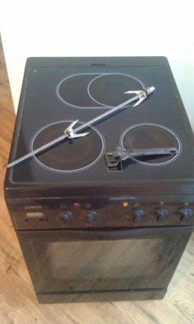 Лот: 4039319. Фото: 1. Электроплита Gorenje. Плиты, духовые шкафы, варочные поверхности