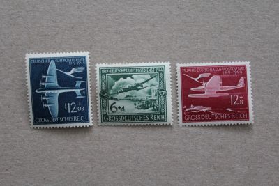 Лот: 23604408. Фото: 1. Германия. 1944 года. 3 Рейх. Авиапочта... Марки