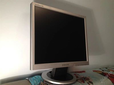 Лот: 2419316. Фото: 1. Samsung SyncMaster 710N. ЖК-мониторы