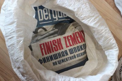 Лот: 9744610. Фото: 1. Финишная шпатлевка на цементной... Смеси, шпатлевки, цемент