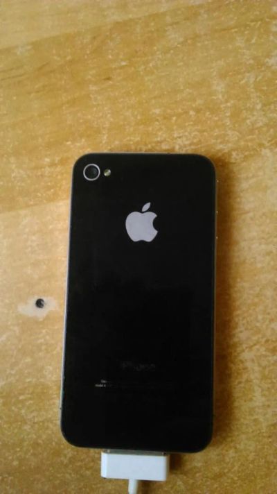 Лот: 8457572. Фото: 1. iphone 4. Смартфоны