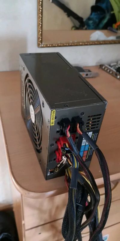 Лот: 12609662. Фото: 1. Блок питания Thermaltake Toughpower... Корпуса, блоки питания