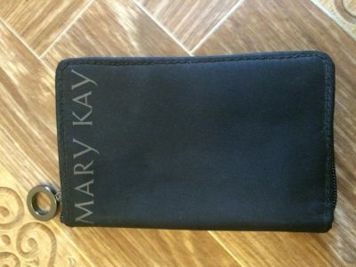 Лот: 7988546. Фото: 1. сумочка под косметику с зеркалом. Аксессуары