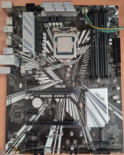 Лот: 21443947. Фото: 1. Продам комплект на i5 9400f. Комплекты запчастей