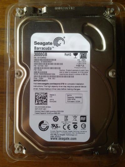 Лот: 8459386. Фото: 1. Жесткий диск Seagate Desktop HDD... Жёсткие диски (HDD)