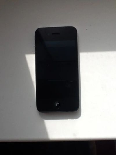 Лот: 5479465. Фото: 1. iPhone 4 black 16gb. Смартфоны