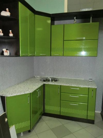 Лот: 3319230. Фото: 1. Угловая веселая кухня 1600-1500... Кухонные гарнитуры
