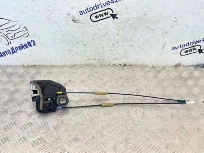 Лот: 25628621. Фото: 1. замок двери toyota corolla ZZE150L. Двигатель и элементы двигателя