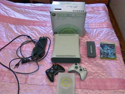 Лот: 1126737. Фото: 1. xbox360 pro 20 gb!!!прошит!2 джоистика... Игровые приставки, консоли