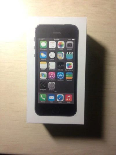 Лот: 6496595. Фото: 1. Iphone 5s 16gb. Смартфоны