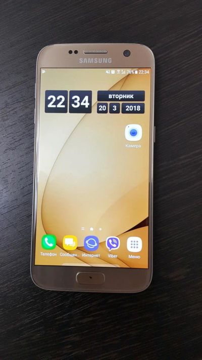 Лот: 11173586. Фото: 1. Samsung galaxy s7 gold 32gb Dual... Смартфоны