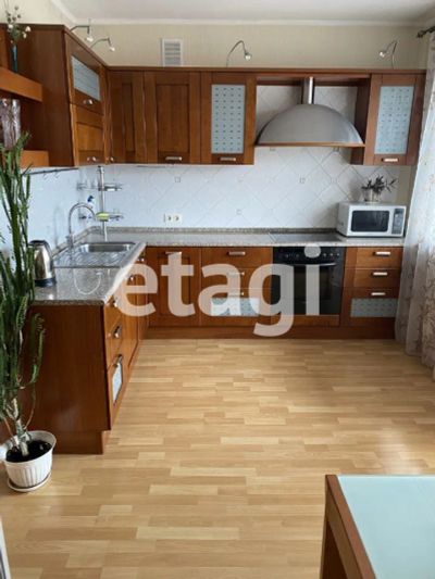 Лот: 21063839. Фото: 1. Сдам 2-комн. кв. 65 кв.м. Красноярск... Квартиры, студии