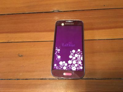 Лот: 7343711. Фото: 1. Samsung Galaxy S4 mini La'Fleur... Смартфоны