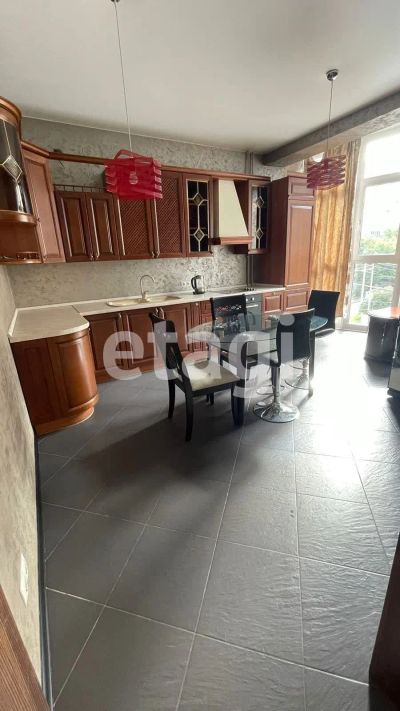 Лот: 20655806. Фото: 1. Сдам 2-комн. кв. 60 кв.м. Красноярск... Квартиры, студии