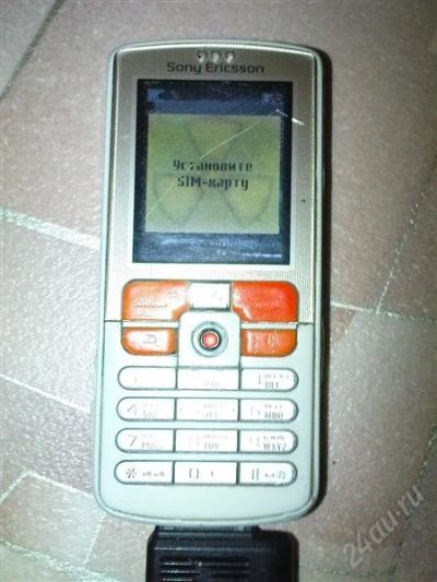 Лот: 1127569. Фото: 1. Мобильный телефон Sony Ericsson... Кнопочные мобильные телефоны
