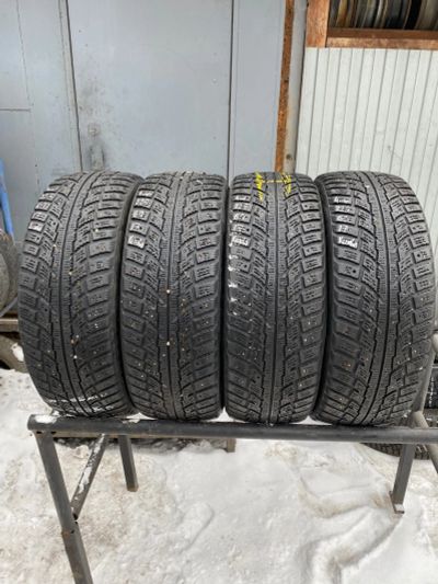 Лот: 21175201. Фото: 1. 4шт. 225-60-17 Kumho I*Zen RV. Шины