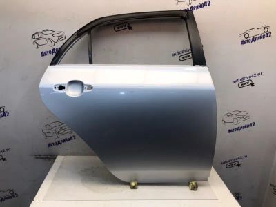 Лот: 24347296. Фото: 1. дверь боковая toyota corolla E150. Двигатель и элементы двигателя