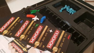 Лот: 12704653. Фото: 1. Настольная игра Monopoly (Монополия... Настольные игры, карты