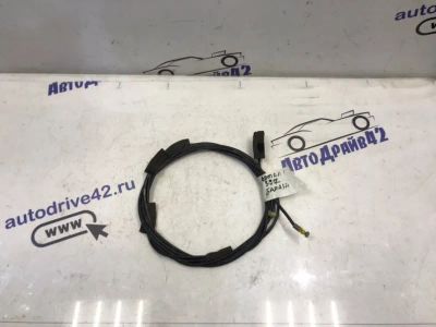 Лот: 21709888. Фото: 1. тросик багажника Honda Domani... Двигатель и элементы двигателя