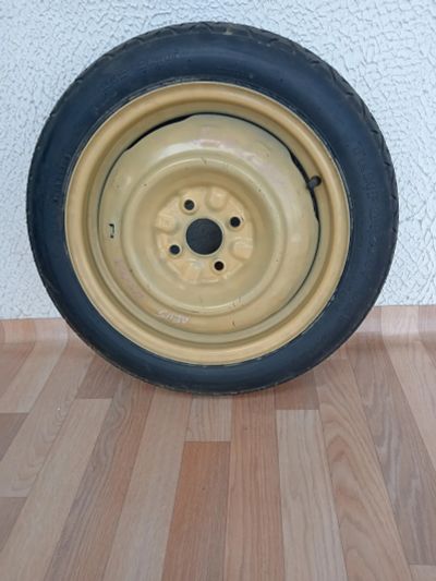Лот: 23455484. Фото: 1. Продам запасное колесо (банан). Шины на дисках
