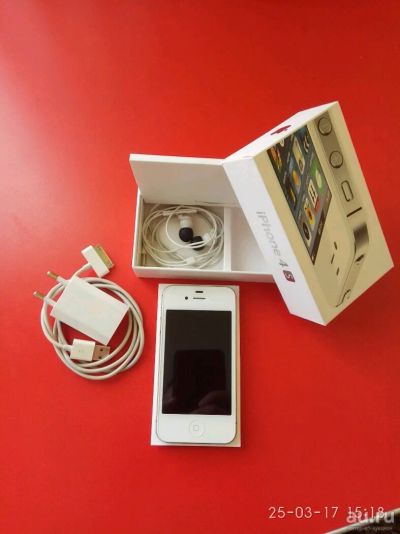 Лот: 9340037. Фото: 1. Iphone 4s, 16gb белый:). Смартфоны