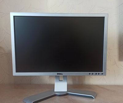 Лот: 16977437. Фото: 1. Монитор DELL 2208WFP 22 б/у. ЖК-мониторы