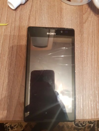 Лот: 11715232. Фото: 1. смартфон sony c2305xperia c не... Кнопочные мобильные телефоны