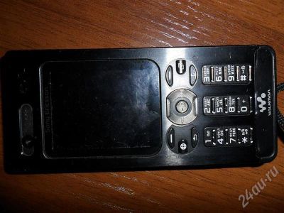 Лот: 689073. Фото: 1. sonyericsson w880i полный комплект... Кнопочные мобильные телефоны