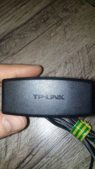 Лот: 12274552. Фото: 1. Блок питания TP-Link 12V 1000... Зарядные устройства, блоки питания для бытовой техники