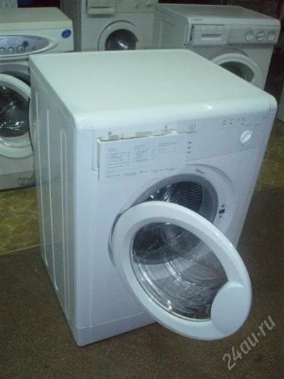 Лот: 2648491. Фото: 1. Стиральная машина Indesit WIN... Стиральные машины