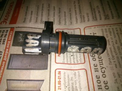Лот: 10837211. Фото: 1. Датчик коленвала L13A Honda Fit... Двигатель и элементы двигателя