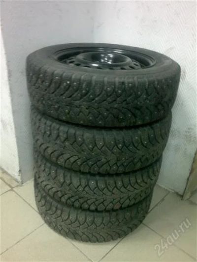 Лот: 1242919. Фото: 1. Nokian hakkapeliitta4 175/65 R14... Шины на дисках