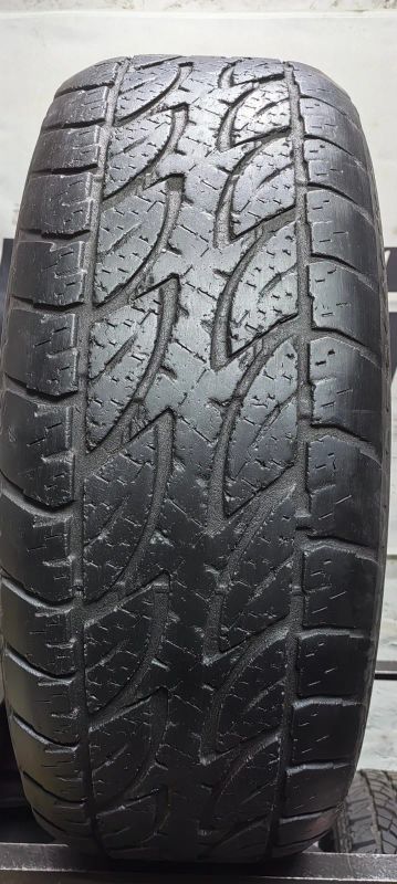 Лот: 19021847. Фото: 1. 275/65R17 115T Bridgestone Dueler... Шины