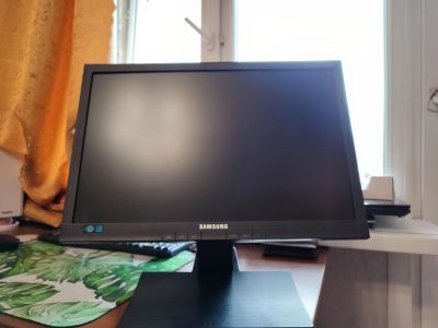 Лот: 18992485. Фото: 1. Монитор Samsung широкоформатный. ЖК-мониторы