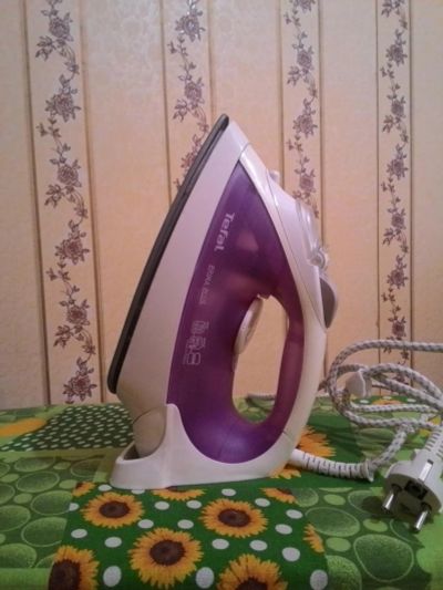 Лот: 6642303. Фото: 1. Утюг tefal. Утюги, парогенераторы, отпариватели