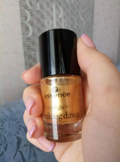 Лот: 9047785. Фото: 1. Лак от essence из коллекции "Сумерки... Лак для ногтей