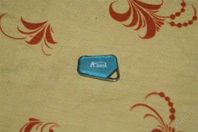 Лот: 1555908. Фото: 1. Флешка 4 Gb (Комп перестал её... Карты памяти