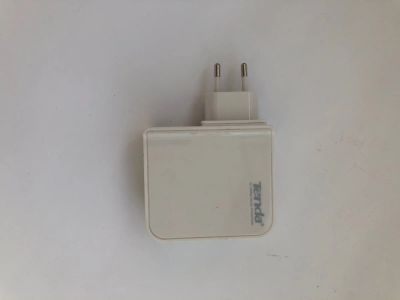 Лот: 16236555. Фото: 1. Wi-Fi роутер Tenda A5. Маршрутизаторы (роутеры)