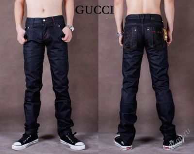 Лот: 2148413. Фото: 1. Джинсы Gucci. Брюки, джинсы, шорты