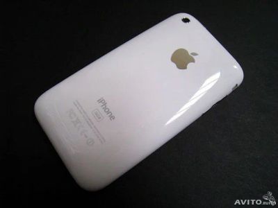 Лот: 6405914. Фото: 1. iPhone 3 Белый оригинал на запчасти. Смартфоны