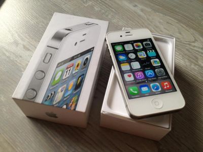 Лот: 4790929. Фото: 1. iPhone 4S 16Gb. Смартфоны