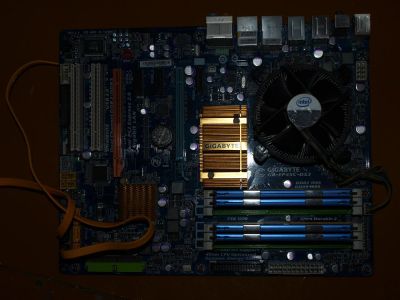 Лот: 3595057. Фото: 1. материнка LGA775 DDR2 DDR3. Материнские платы