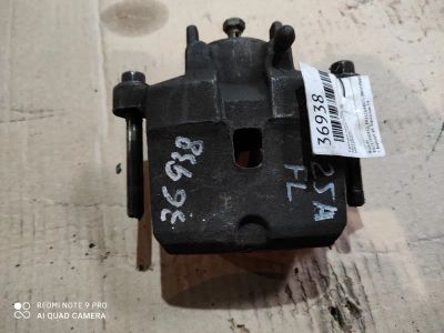 Лот: 21410507. Фото: 1. суппорт Mitsubishi Colt Z21A... Двигатель и элементы двигателя